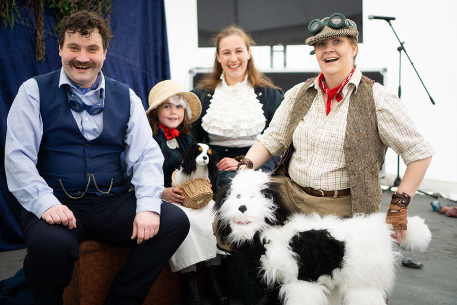 Lyme Regis Fossil Festival Sunday Shows Talks Performances Close ups ©Max Redwood-2