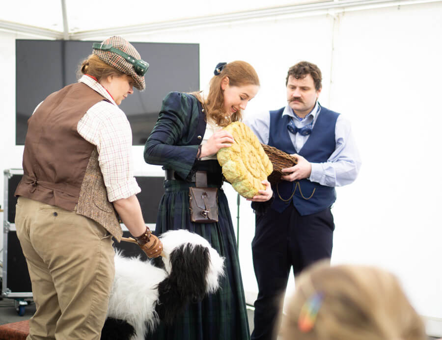 Lyme Regis Fossil Festival Sunday Shows Talks Performances Close ups ©Max Redwood-3