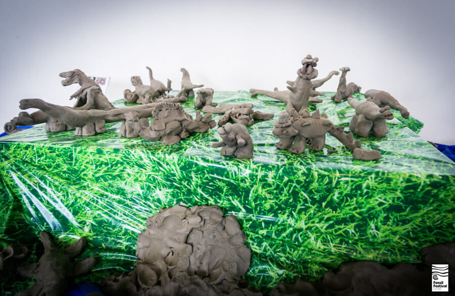 Lyme Regis Fossil Festival Sunday Shows Talks Performances ©Max Redwood-25
