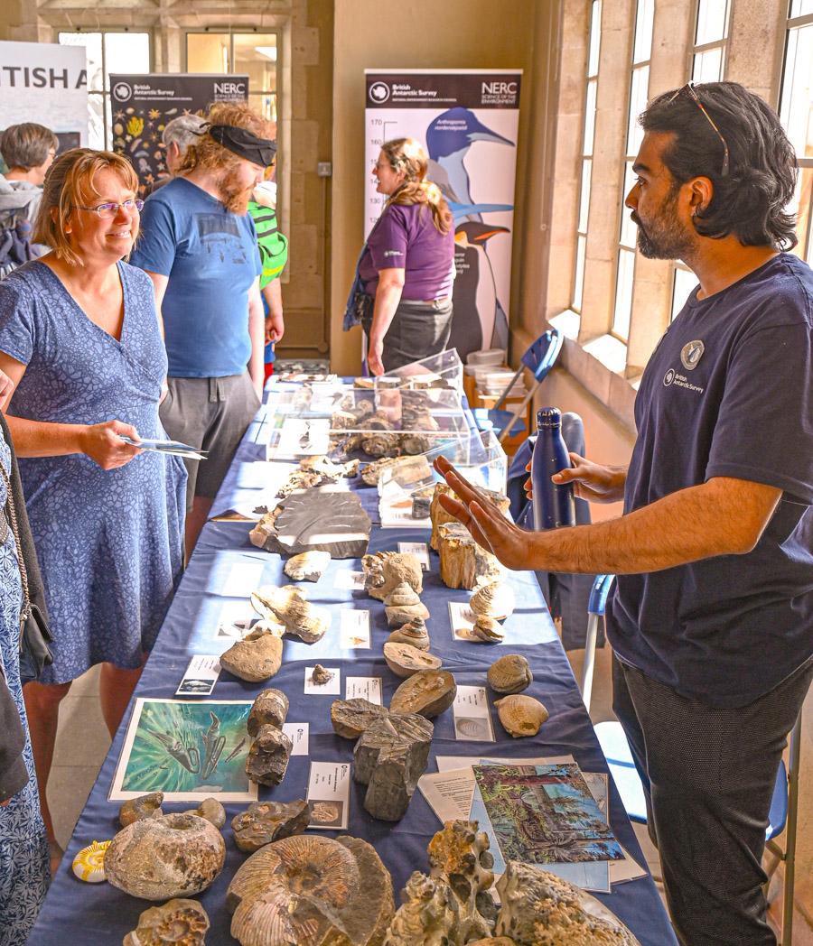 Saturday Lyme-Regis-Fossil-Festival-2024 ©-20